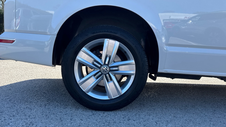 Volkswagen Transporter T32 Swb Diesel 2.0 TDI 110 Highline Kombi Van